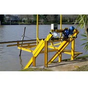 নৌকা লিফটার